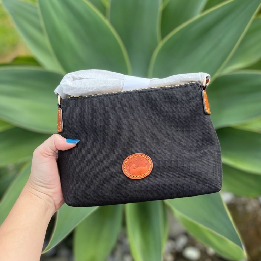 NWT Dooney & Bourke Black Crossbody Pouchette